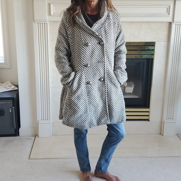 Jacket - Picture 6 of 6